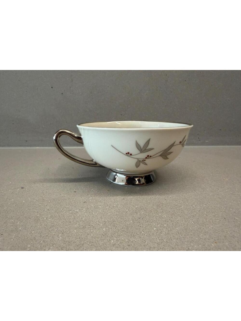 1 Syracuse China Harmony Tea Cups Platinum Trim Leaves Berries